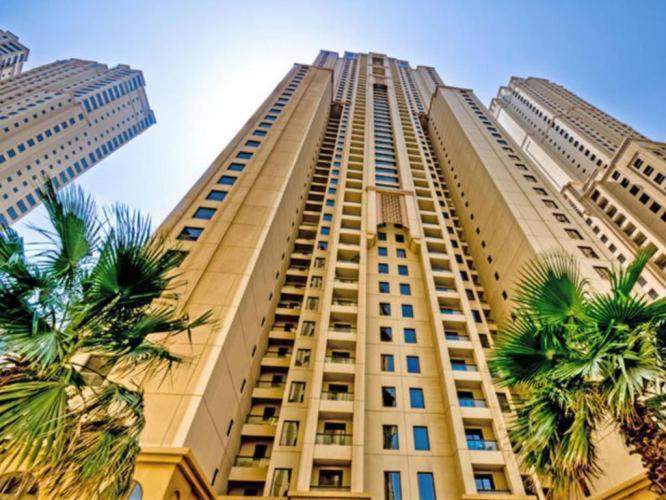 Seaview Beach Hostel Jbr - Walk To Beach - Gym - Pool - Metro Station Dubai Ngoại thất bức ảnh
